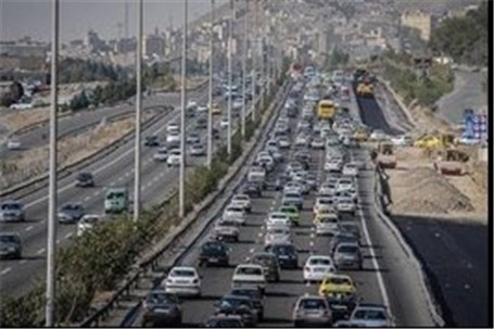 ترافیک نیمه‌سنگین در باند جنوبی آزادراه تهران – کرج