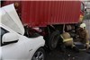 تصادف شدید خودرو شاسی بلند با کامیون