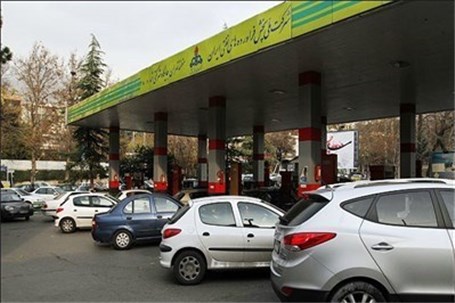 تهران در آستانه صف های طولانی بنزین