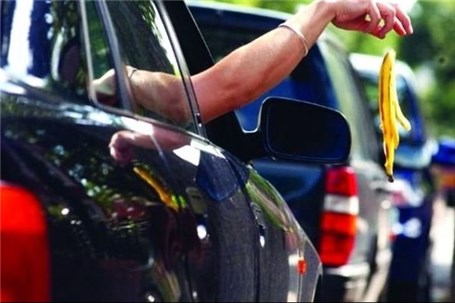 جریمه رانندگی «پرتاب زباله از خودرو» در رشت اعمال می شود
