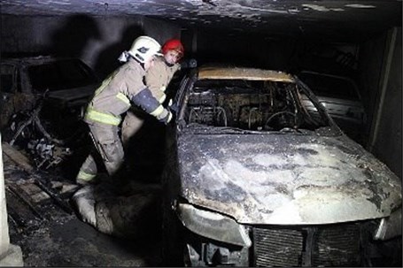 آتش‌سوزی در تعمیرگاه خودروهای لوکس