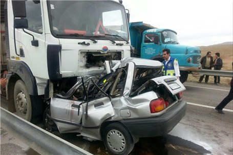 حادثه رانندگی در محور کرمانشاه- کامیاران 2 کشته بر جای گذاشت