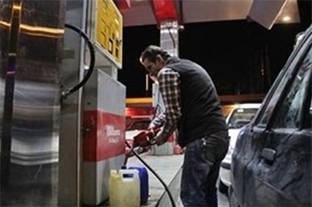 مصرف بنزین کشور همچنان رو به افزایش است