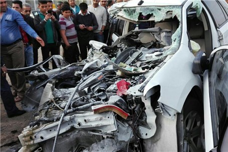 تصادف خودرو سواری در بزرگراه امام علی