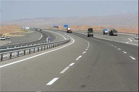 انسداد مقطعی آزادراه کرج - قزوین در محدوده پل شهید سلطانی