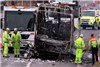 حریق یک اتوبوس در انگلیس صدها مسافر را معطل کرد