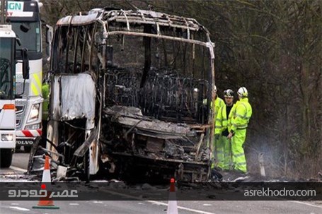 حریق یک اتوبوس در انگلیس صدها مسافر را معطل کرد