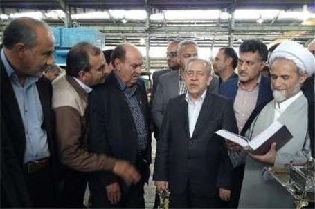 خط تولید اتوبوس فرودگاهی با حضور استاندار اصفهان در نجف آباد افتتاح شد