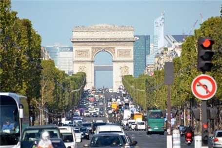 منع تردد خودروها در خیابان مشهور فرانسه