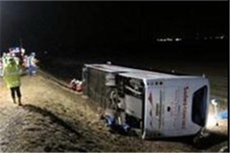 واژگونی اتوبوس برای 35 مسافر حادثه آفرید