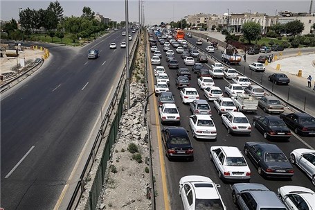 ترافیک نیمه سنگین در آزادراه کرج- تهران