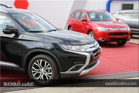 رونمایی از مدل‌های جدید در نمایشگاه خودروی شیراز