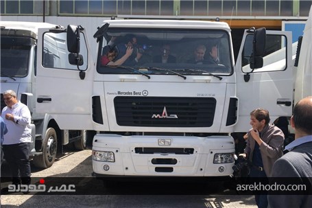 بازدیداستاندارمحترم آذربایجان شرقى به همراه مقامات استانى ازگروه خودروسازى آذهایتکس