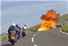 موتورسوار ایرلندی در شعله‌های آتش سوختند + تصاویر