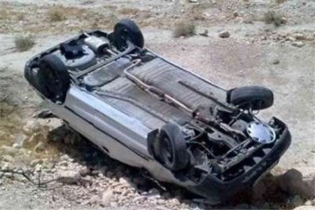 خودرو حامل اتباع غیر مجاز در اصفهان واژگون شد