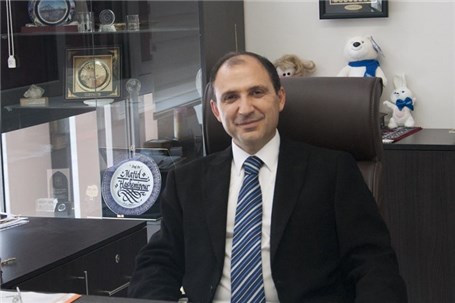 مجید هاشمی پورمشاور ارشد مدیرعامل در راه اندازی واحد تحقیق و توسعه کارمانیا شد