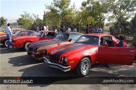 نمایشگاه خودروهای لوکس و کلاسیک
