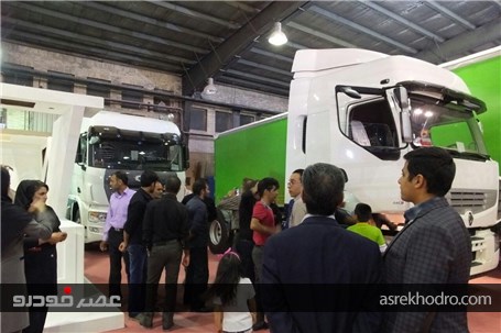 گزارش تصویری استقبال از غرفه آریا دیزل در سیزدهمین نمایشگاه صنعت خودرو