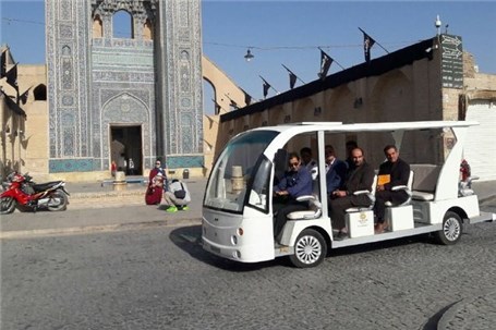 آغاز به‌کار نخستین خودرو برقی گردشگری شهر یزد