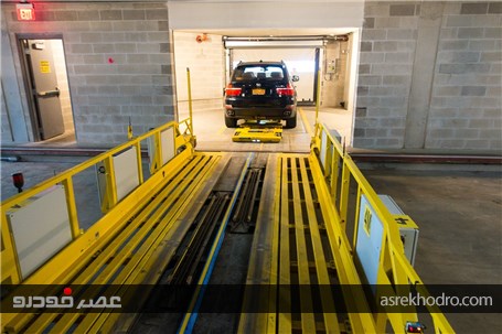 انتقال خودرو به پارکینگ طبقاتی با ربات+تصاویر