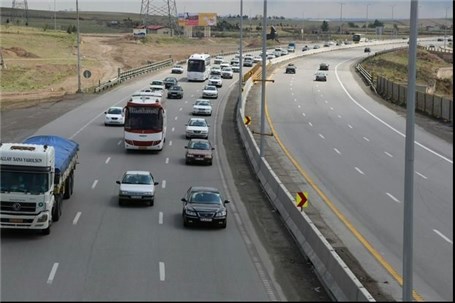 ترافیک نیمه‌سنگین در هراز، فیروزکوه ، چالوس-کرج و جاده قم