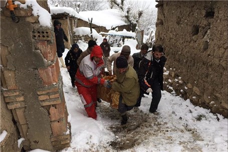امدادرسانی به ۳۲۷حادثه دیده برف و کولاک در گلستان