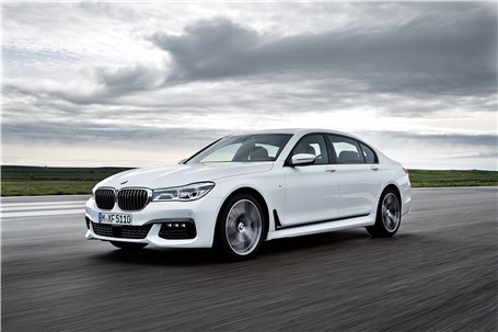 خرید BMW ۵۵۰i فول مدل ۲۰۱۵ در مناطق آزاد چقدر آب می خورد؟