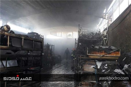 مهار آتش سوزی انبار کارخانه بروجن خودرو+تصاویر