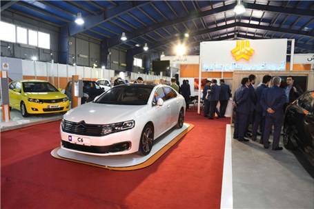 ارائه دستاوردهای جدید صنعت خودرو سازی در نمایشگاه خودروی اهواز