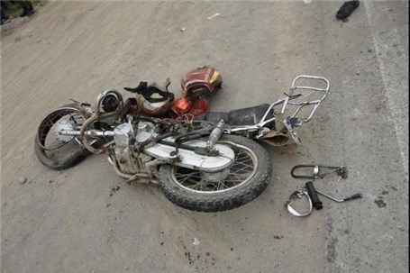 تصادف موتورسیکلت در بزرگراه شهید آوینی