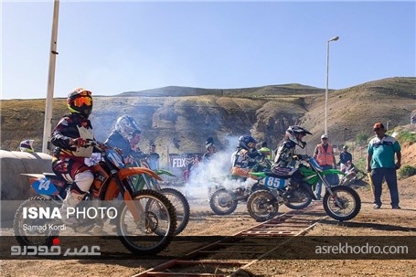 بانوان موتورسوار در نخستین دوره مسابقات کشوری موتورکراس