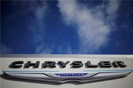 کرایسلر یک مدل جدید یعنی Sebring را که با نام ۲۰۰ شناخته می شود به محصولات خود اضافه می کند.