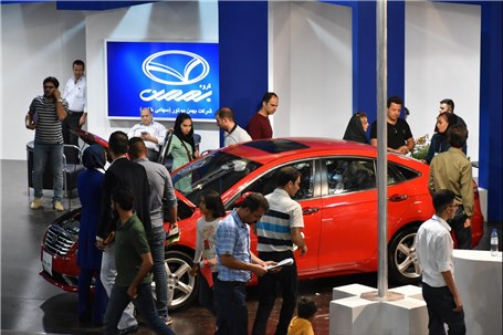 با حضور بیشترین تعداد برندها ؛ تب خودرو در گرمای شیراز اوج می گیرد