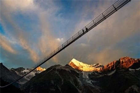 طولانی‌ترین پل معلق عابران در سوئیس افتتاح شد