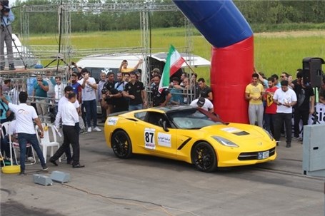 مسابقات اتومبیلرانی ۴۰۰ متر شتاب کشور، در منطقه آزاد انزلی برگزار شد
