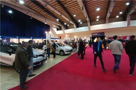 افتتاح نمایشگاه خودرو در منطقه آزاد انزلی با هدف حمایت از تولید داخل