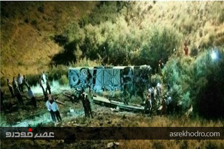 سقوط اتوبوس مسافربری به دره جاجرود با 11 کشته و 27 زخمی