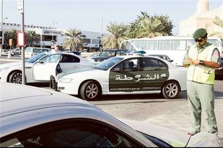 طرح پلیس دوبی برای دستگیری رانندگان متخلف به کمک مردم