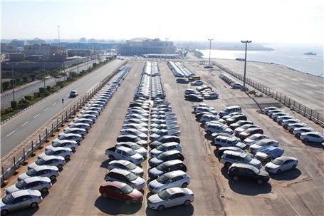 عواملی که واردات پارسال خودرو را کاهش داد