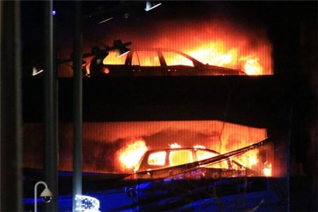 آتش سوزی سه دستگاه خودرو در پارکینگ ساختمانی در تبریز