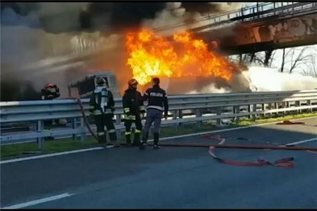 تصادف و انفجار تانکر در شمال ایتالیا شش کشته برجا گذاشت