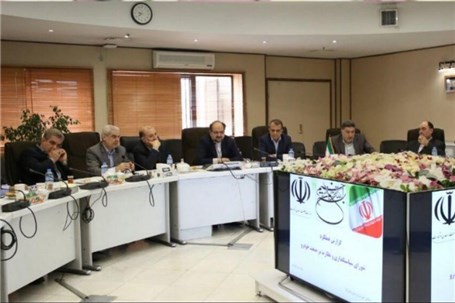 برگزاری جلسه شورای سیاست گذاری صنعت خودرو در ایران خودرو