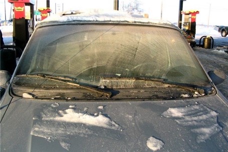 ترفندهایی برای تمیز نگهداشتن شیشه های خودرو