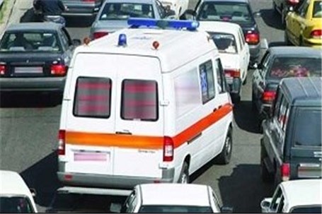 ۹ آمبولانس به محل واژگونی مینی بوس در اتوبان شهید آوینی اعزام شد