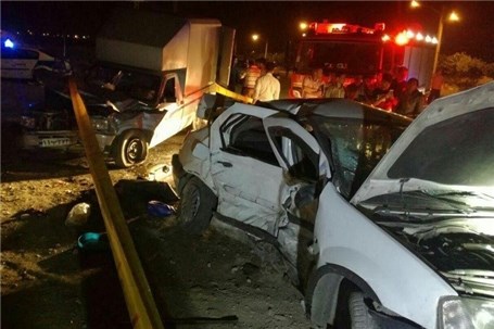 یک کشته و ۷ مجروح بر اثر تصادف ۳ خودرو در جاده خاوران