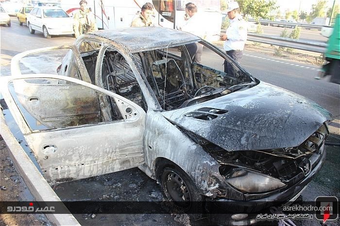 آتش‌سوزی پژو 206 در بزرگراه آزادگان