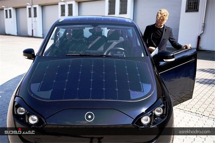 تصاویری از خودرویی با سقف خورشیدی