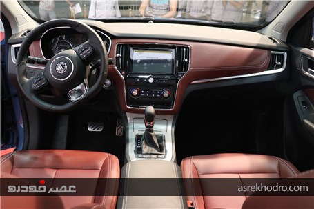 گزارش تصویری از رونمایی خودرو RX5 در اتومبیل سازی فردا با حضور وزیر صمت