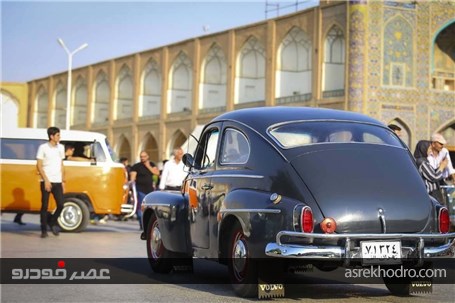 همایش خودروهای کلاسیک در میدان نقش جهان +عکس