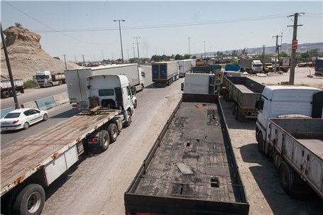 جابجایی دو میلیون تنی کالای اساسی با ۸۱ هزار کامیون